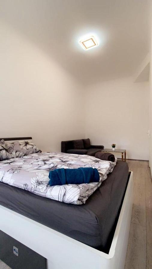 Private Room In Shared Apartment Pr4-9 Vienna Esterno foto